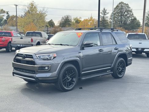 Used 2021 Toyota 4Runner Nightshade image 13