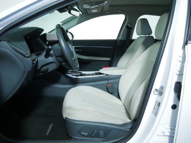 Used 2023 Hyundai Sonata SEL w/ Convenience Package FWD image 19