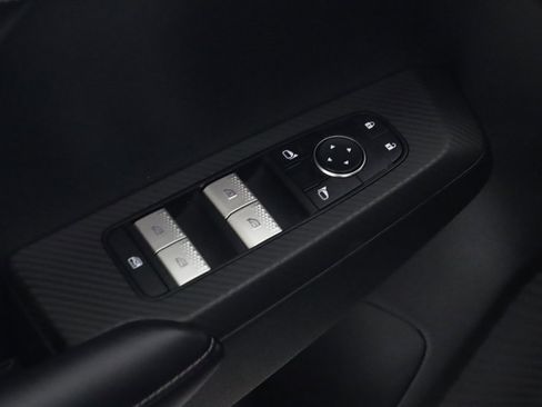 Used 2022 Mitsubishi Outlander SE image 18