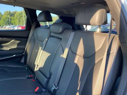 Used 2022 Hyundai Santa Fe SEL w/ Convenience + Premium Package FWD image 16