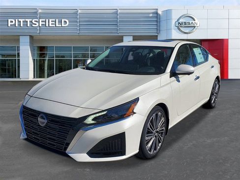 New 2025 Nissan Altima 2.5 SL image 7