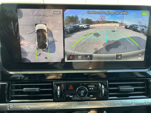 New 2026 Nissan Pathfinder Platinum image 20