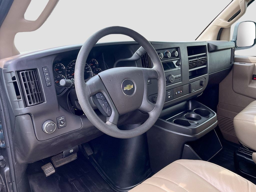 Used 2024 Chevrolet Express 2500 w/ Driver Convenience Package RWD image 9