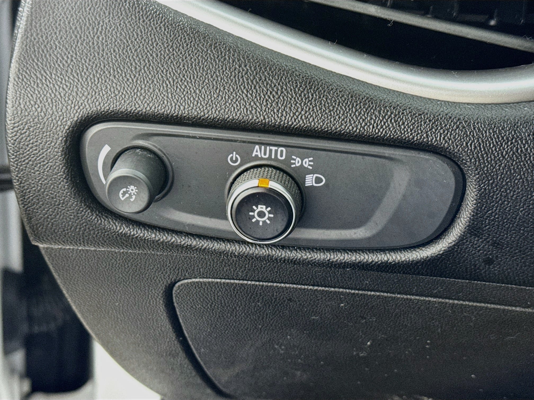 Used 2022 Chevrolet Malibu LS w/ LPO, Convenience Package 1 FWD image 12