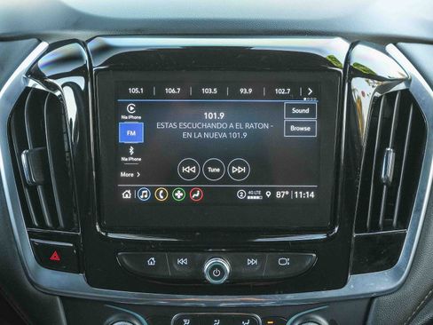 Used 2022 Chevrolet Traverse LT FWD image 14