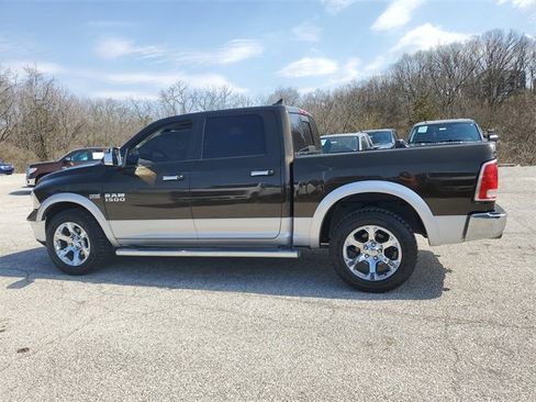 Used 2013 RAM 1500 Laramie w/ Convenience Group image 7