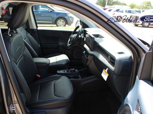 New 2025 Ford Maverick Lobo image 7