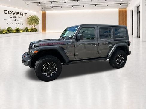 Used 2023 Jeep Wrangler Unlimited Rubicon w/ LED Lighting Group AWD/4WD image 5