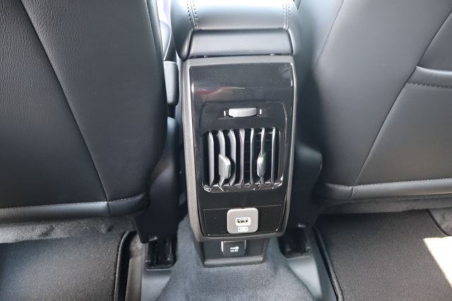 New 2026 Jeep Compass Latitude AWD/4WD image 21