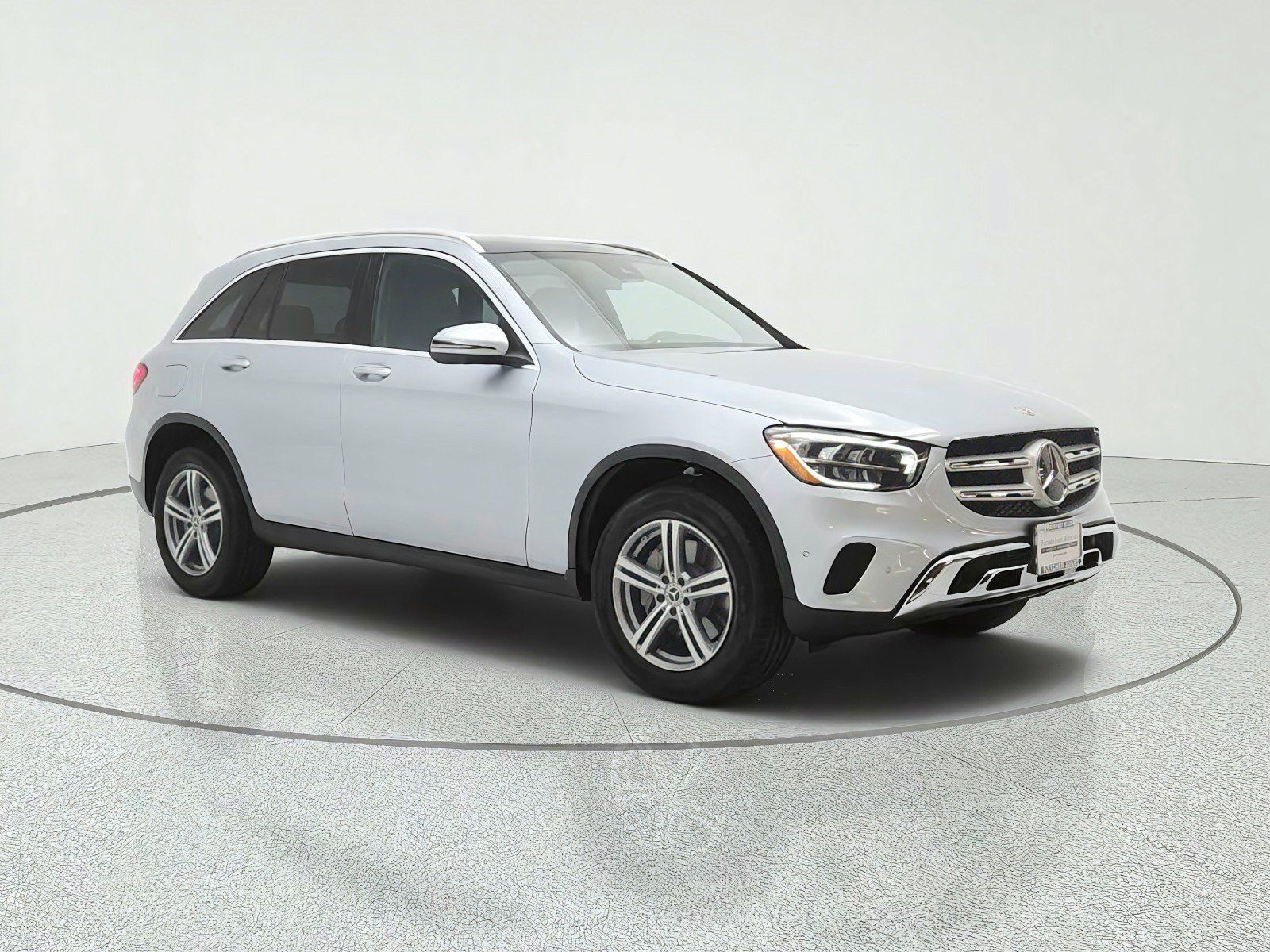 Used 2022 Mercedes-Benz GLC 300 w/ Premium Package Lite image 3