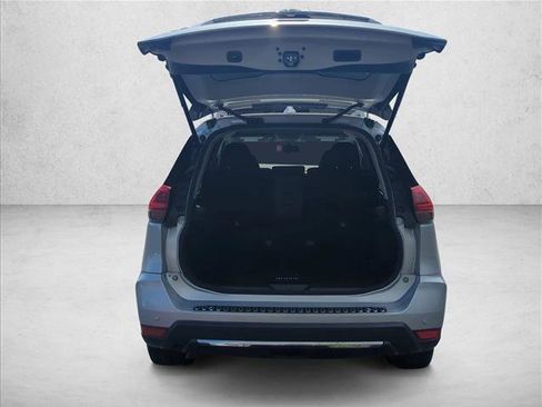 Used 2020 Nissan Rogue SV image 6