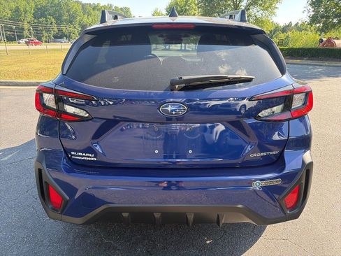Used 2024 Subaru Crosstrek 2.0i Premium AWD/4WD image 6