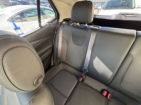 Used 2025 Buick Encore GX Preferred image 39