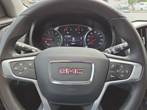 Used 2022 GMC Terrain SLE AWD/4WD image 11