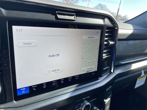 New 2026 Ford F250 Lariat w/ Black Appearance Package image 20