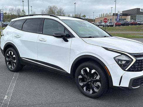 Used 2023 Kia Sportage X-Line AWD/4WD image 2