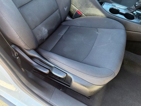 Used 2022 Chevrolet Malibu LT image 33