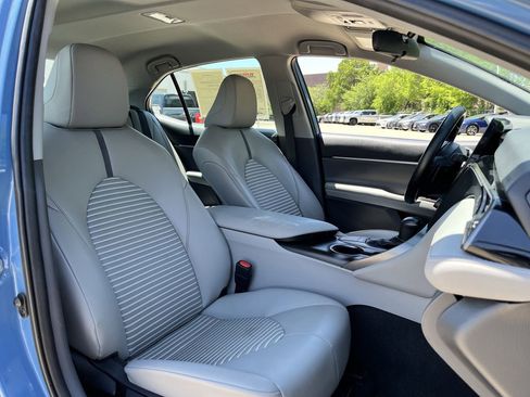 Used 2024 Toyota Camry SE FWD image 24