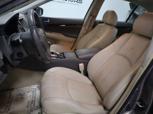 Used 2011 INFINITI G37 Journey w/ Premium Pkg image 26