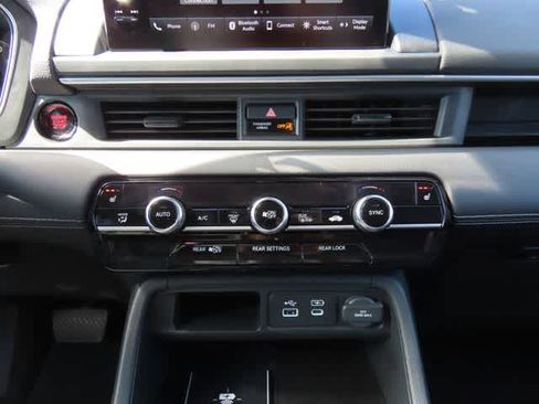 Certified 2024 Honda Pilot EX-L image 22