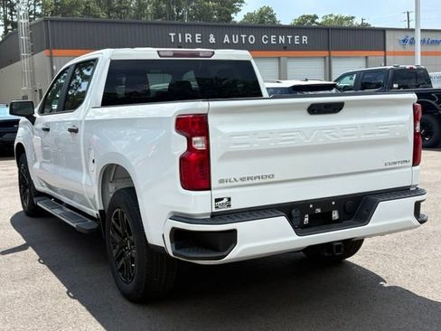Used 2023 Chevrolet Silverado 1500 Custom RWD image 3