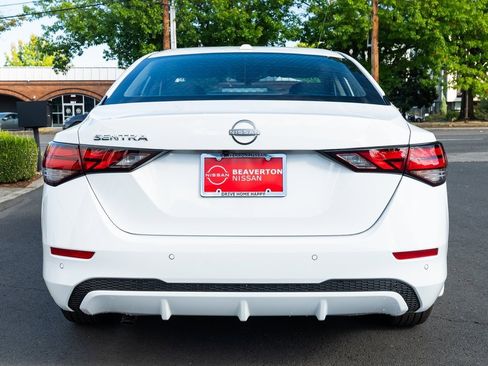 New 2025 Nissan Sentra SV w/ Trunk Package image 5