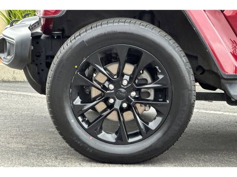 Used 2021 Jeep Wrangler Unlimited Sahara w/ Safety Group image 31