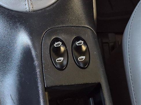 Used 2004 Porsche Boxster RWD image 13