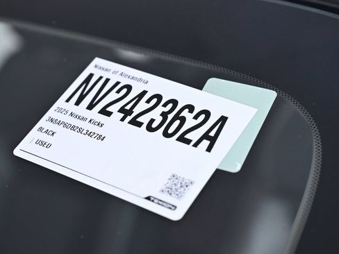 Certified 2025 Nissan Kicks SR AWD/4WD image 32