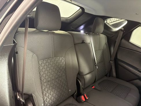 Used 2020 Chevrolet Blazer LT FWD image 22