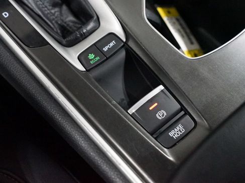 Used 2018 Honda Accord Sport image 22