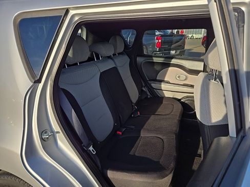 Used 2018 Kia Soul image 20