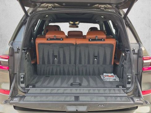 Certified 2023 BMW X7 M60i AWD/4WD image 6