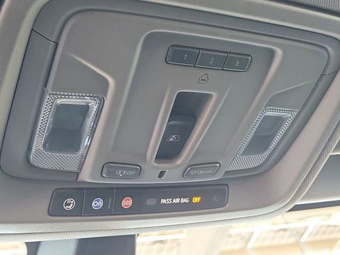 Used 2019 Chevrolet Silverado 1500 LT w/ All-Star Edition image 18