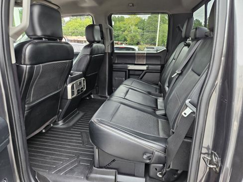 Used 2019 Ford F250 Lariat w/ Lariat Ultimate Package AWD/4WD image 10