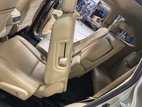 Used 2015 Toyota Highlander XLE image 28