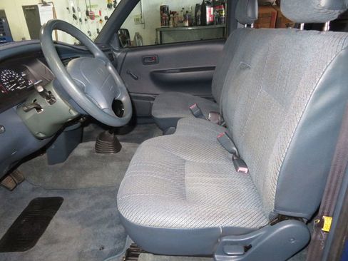 Used 1995 Toyota T100 DX image 17
