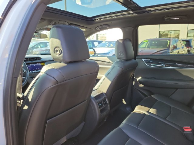 Used 2022 Cadillac XT5 Premium Luxury AWD/4WD image 23