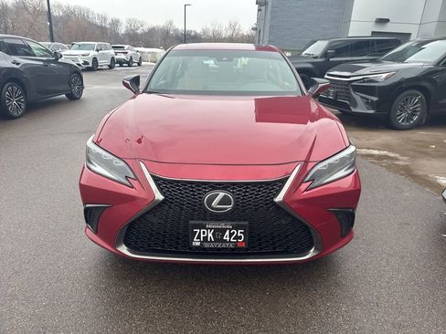 Used 2025 Lexus ES 300h w/ Premium Package image 13