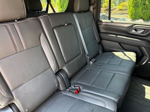 Used 2023 Chevrolet Suburban RST w/ Sport Performance Package AWD/4WD image 20