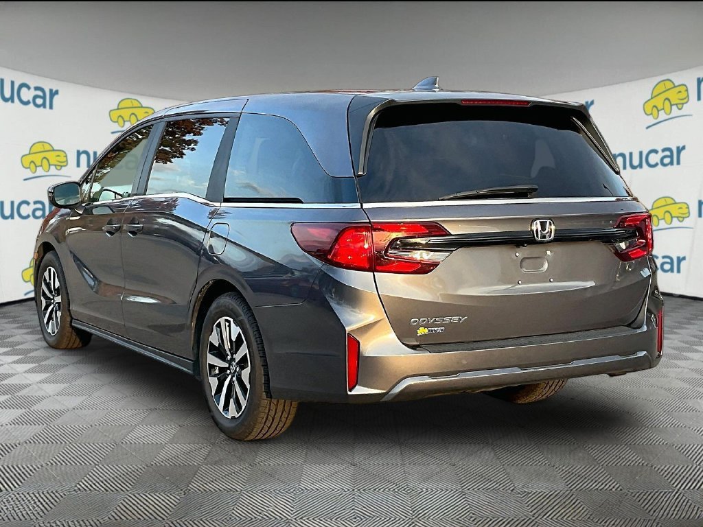 Used 2025 Honda Odyssey EX-L image 4