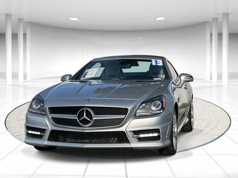Used 2013 Mercedes-Benz SLK 250 image 6