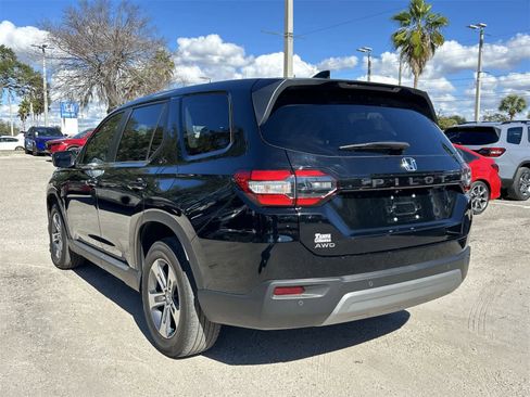 Used 2025 Honda Pilot EX-L image 4