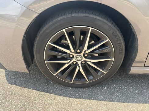Used 2024 Toyota Camry SE FWD image 12