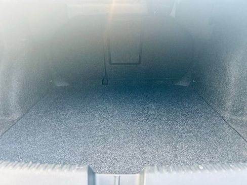 Used 2016 Volkswagen Jetta SEL w/ Lighting Package image 15