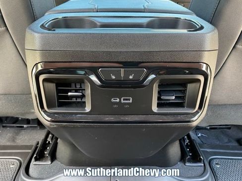 Used 2023 GMC Sierra 1500 AT4 w/ AT4 Premium Package AWD/4WD image 56