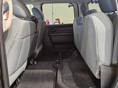 Used 2019 RAM 1500 Express w/ Express Value Package image 34