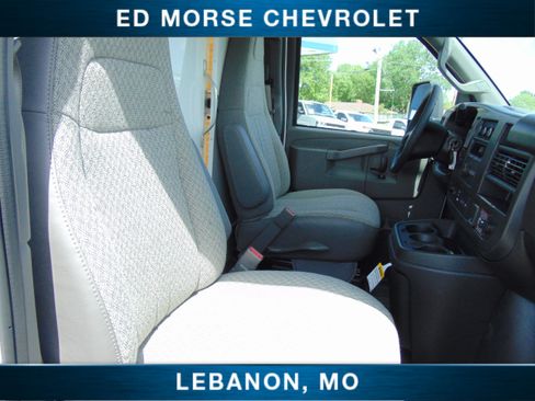 New 2026 Chevrolet Express 3500 w/ Power Convenience Package image 15