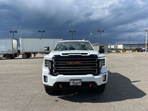 Certified 2022 GMC Sierra 3500 AT4 w/ AT4 Preferred Package AWD/4WD image 6
