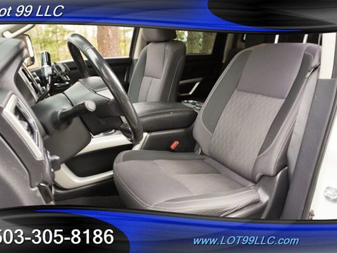 Used 2021 Nissan Titan SV w/ SV Convenience Package AWD/4WD image 13